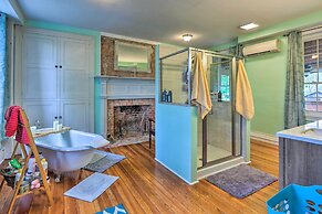 Historic 'hammond House' w/ Wine Country View!