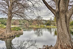 Graham Haus' River Condo: Walk to Schlitterbahn!