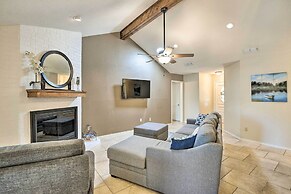 Granbury Home w/ Lake Granbury Access + Dock!