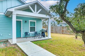 Pet-friendly Rockport Retreat Near Beach!