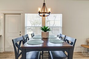 Pet-friendly Rockport Retreat Near Beach!