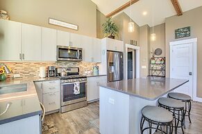 'gorge Retreat' - Modern Carson Home w/ Mtn Views!