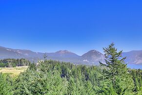 'gorge Retreat' - Modern Carson Home w/ Mtn Views!