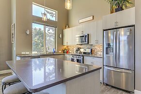 'gorge Retreat' - Modern Carson Home w/ Mtn Views!