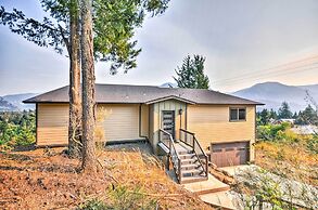 'gorge Retreat' - Modern Carson Home w/ Mtn Views!
