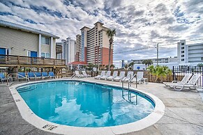 Gulf Shores Condo w/ Pool & Grill: Walk to Beach!