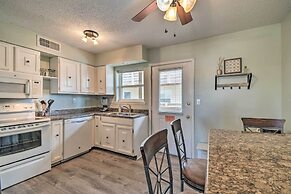 Gulf Shores Condo w/ Pool & Grill: Walk to Beach!