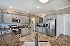 High Point Home ~ 1 Mi to Oak Hollow Lake!