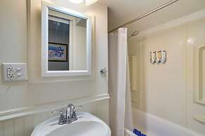 Snowmobile Trail On-site: Lakefront Mound Apt!