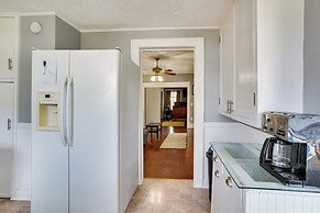 Snowmobile Trail On-site: Lakefront Mound Apt!