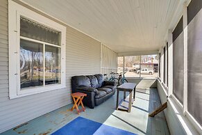 Snowmobile Trail On-site: Lakefront Mound Apt!