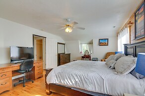 Alton Cabin w/ Deck ~ 2 Mi to Dixie Nat'l Forest!