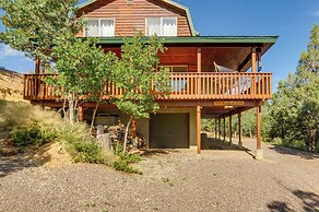 Alton Cabin w/ Deck ~ 2 Mi to Dixie Nat'l Forest!