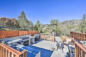 Inviting Julian Home w/ Scenic View & Hot Tub