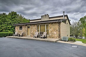 Indian Lake Retreat w/ Wet Bar & Covered Deck