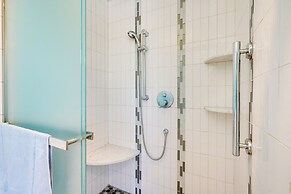 Idyllic Atlantic City Home - 1 Block to Beach