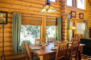 'lacy's Log Cabin' Alto Home w/ Mountain Views!