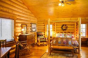 'lacy's Log Cabin' Alto Home w/ Mountain Views!