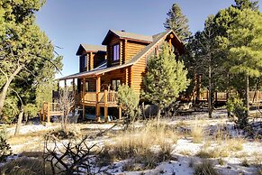 'lacy's Log Cabin' Alto Home w/ Mountain Views!