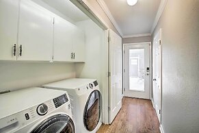 Kayaks & Dock: Lakefront Hot Springs Hideaway