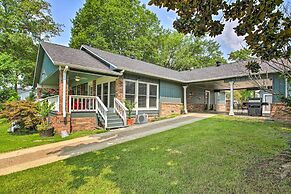 Kayaks & Dock: Lakefront Hot Springs Hideaway