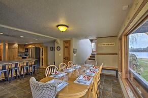 Lakefront Eau Galle Home w/ Hot Tub & Fire Pit