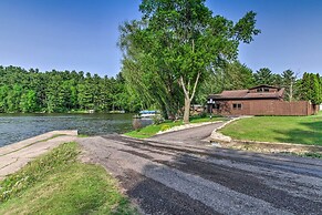 Lakefront Eau Galle Home w/ Hot Tub & Fire Pit