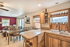 Inviting Townhome: 30 Mi to Yellowstone NP!