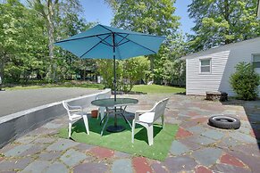 Relaxing New York Home w/ Boat Dock & Lake View!