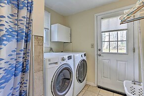 Relaxing New York Home w/ Boat Dock & Lake View!