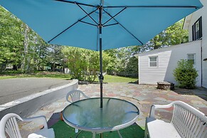 Relaxing New York Home w/ Boat Dock & Lake View!