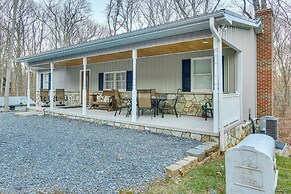 Peaceful & Secluded Knoxville Retreat w/ Deck