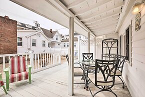 No-frills Hampton Cottage - Steps to Beach!