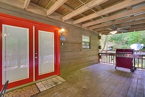 Cozy Tellico Plains Cabin w/ Large Mountain Creek!