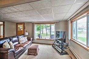 National City Cottage w/ Patio, Steps to Lake!