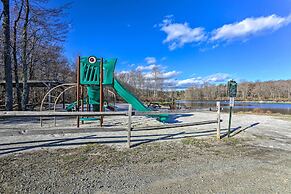 Pet-friendly Home w/ Deck at Big Bass Lake!