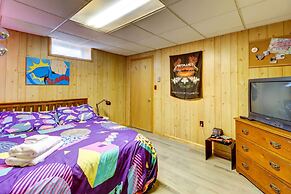 Pet-friendly Home w/ Deck at Big Bass Lake!