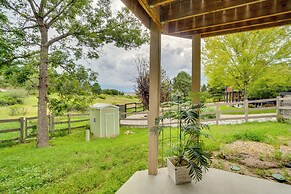 6 Mi to Dtwn Parker: Serene Studio Suite!