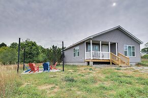 Family Home in Rapid City ~ 4 Mi to Torch Lake!