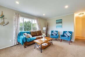 Family Home in Rapid City ~ 4 Mi to Torch Lake!