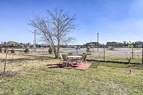 Milton Townhouse ~ 9 Mi to Delaware Bay!