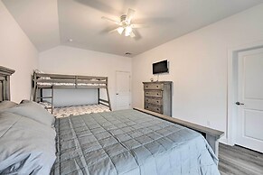 New Townhome < Half Mi to Beach!