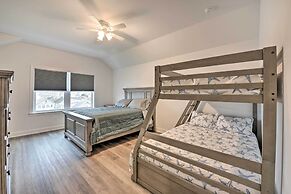 New Townhome < Half Mi to Beach!