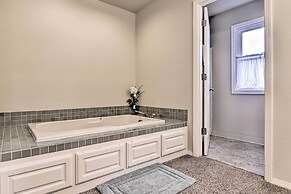 Portland Area Home, 32 Mi to Mt Hood!