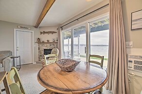 Lakefront Onekama Condo w/ Seasonal Pool!