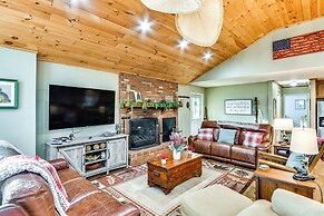 Riverfront Newland Home w/ Pool & Golf Club Access