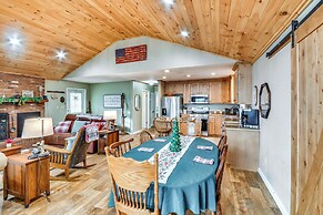 Riverfront Newland Home w/ Pool & Golf Club Access