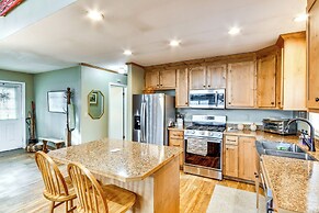 Riverfront Newland Home w/ Pool & Golf Club Access