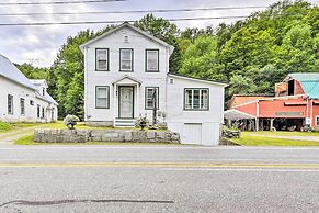 Rustic Roxbury Ski Farmhouse With Trails!