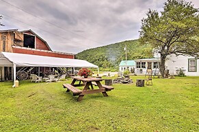 Rustic Roxbury Ski Farmhouse With Trails!